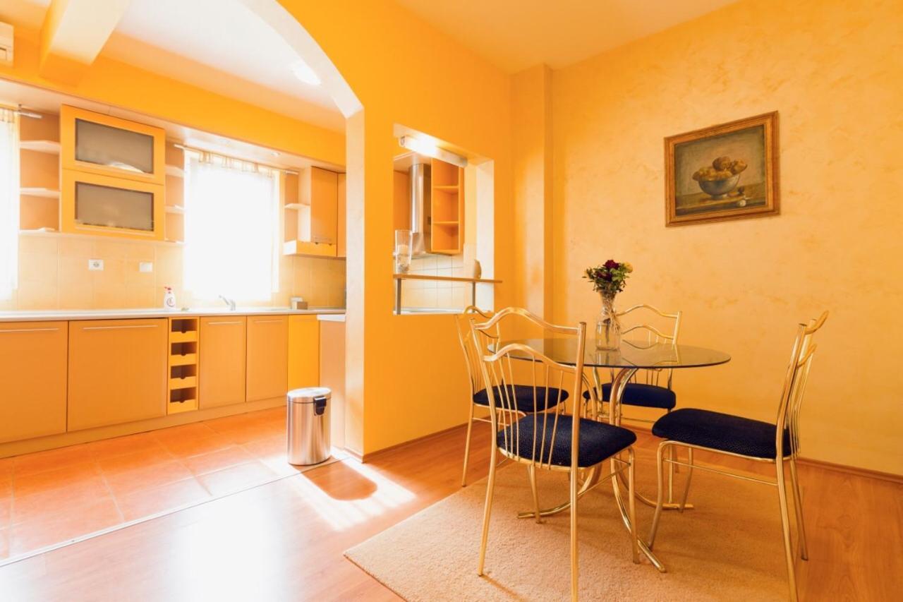 Apartment Sofija Ниш Экстерьер фото