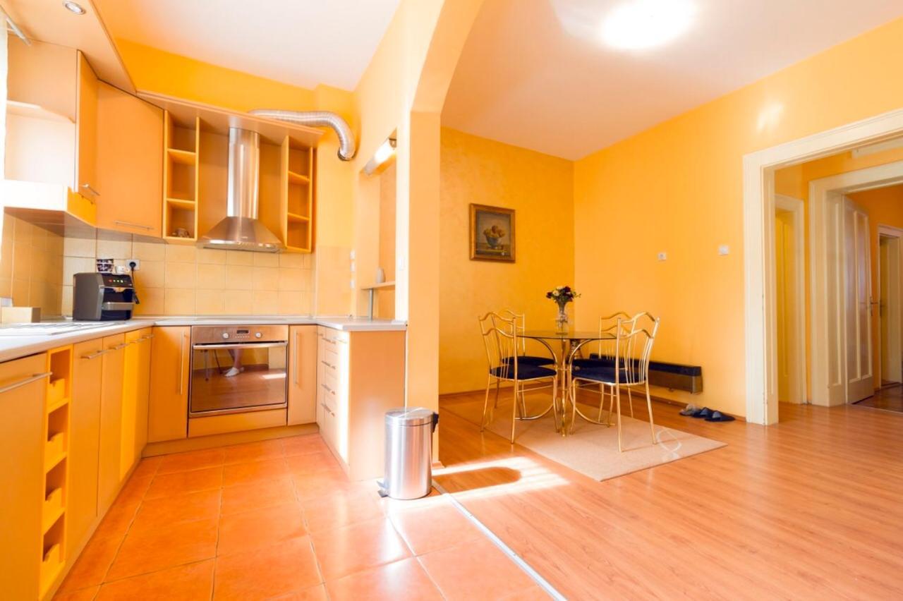 Apartment Sofija Ниш Экстерьер фото